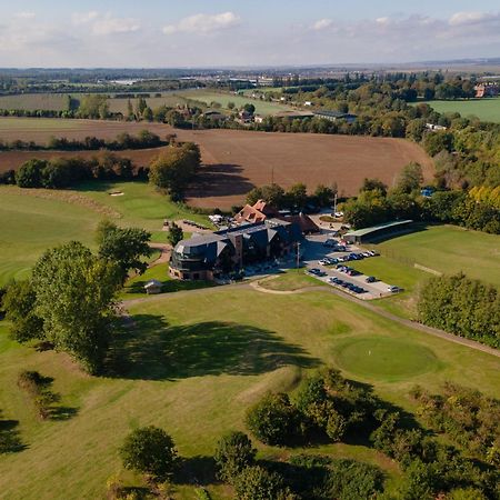 Cave Hotel & Golf Resort Faversham Exteriér fotografie